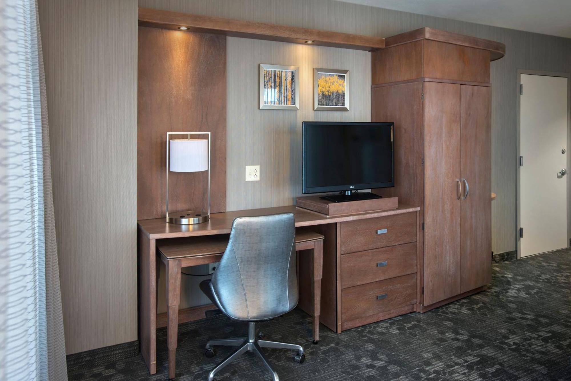 คอร์ตยาร์ด ฟิลาเดลเฟีย แลนสเดล Hotel แลนซ์เดล ภายนอก รูปภาพ